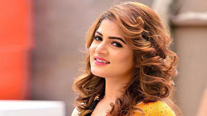 বিজেপির প্রার্থী হওয়া নিয়ে যা বললেন শ্রাবন্তী