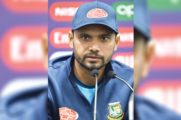 সেরাটা দিতে চান মাশরাফিরা