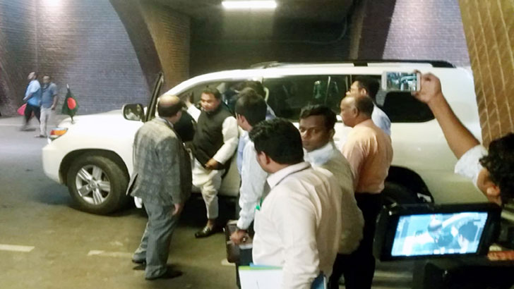 মন্ত্রিসভার বৈঠকে যোগ দিয়েছেন অর্থমন্ত্রী