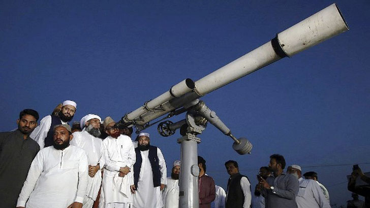 চাঁদ দেখতে উন্নত প্রযুক্তির যন্ত্র কিনবে সরকার