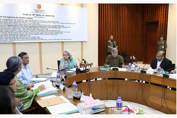 রিকশা চলাচলে আলাদা লেন তৈরির নির্দেশ প্রধানমন্ত্রীর