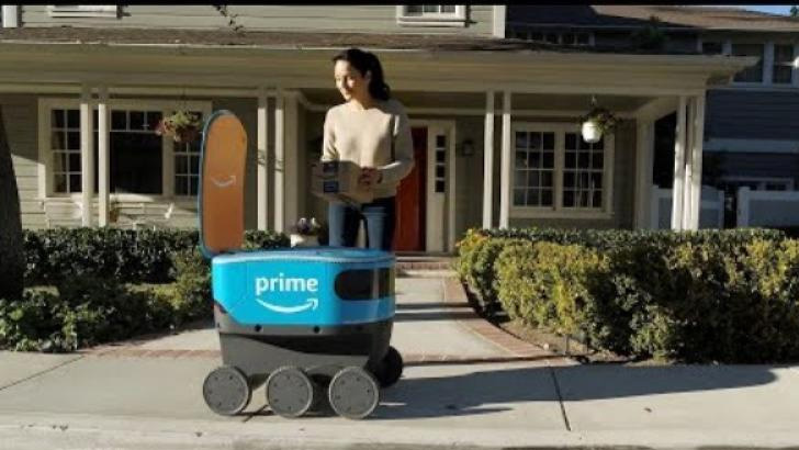 অ্যামাজনে রোবট দিয়ে ডেলিভারি