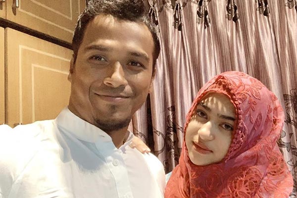 বাবা হচ্ছেন রুবেল