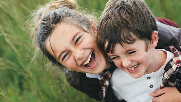 যাদের বোন আছে তারা ভাগ্যবান: গবেষণা